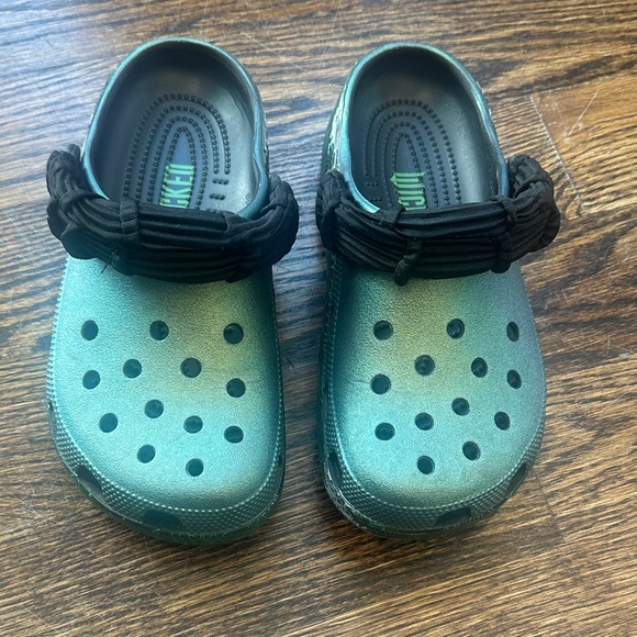 Women's Wicked Crocs, Size 8 (214) - Picture 1 of 13